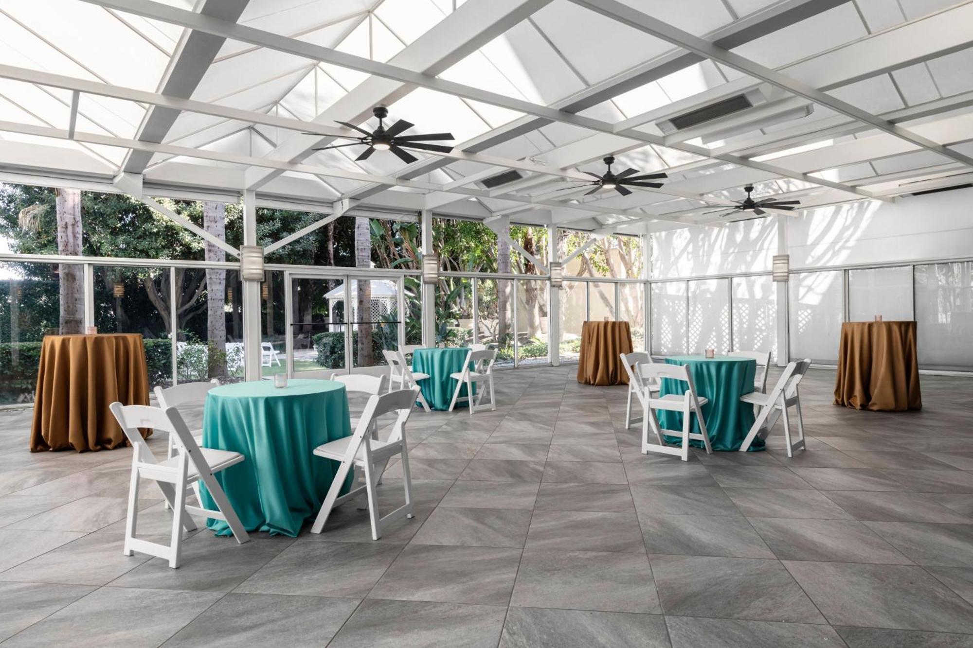 Renaissance Newport Beach Hotel Exterior foto